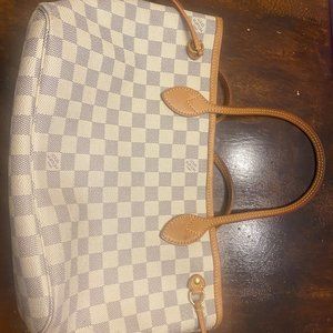 Louis Vuitton Neverfull